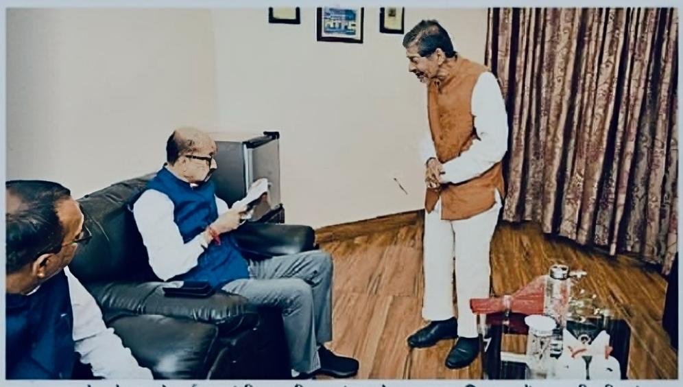 राज्यपाल के कोरबा दौरे में पूर्व मंत्री व वरिष्ठ आदिवासी नेता श्री ननकीराम कंवर के साथ दुर्व्यवहार प्रोटोकाॅल व्यवस्था की खुली पोल – निर्मल सिंह राज