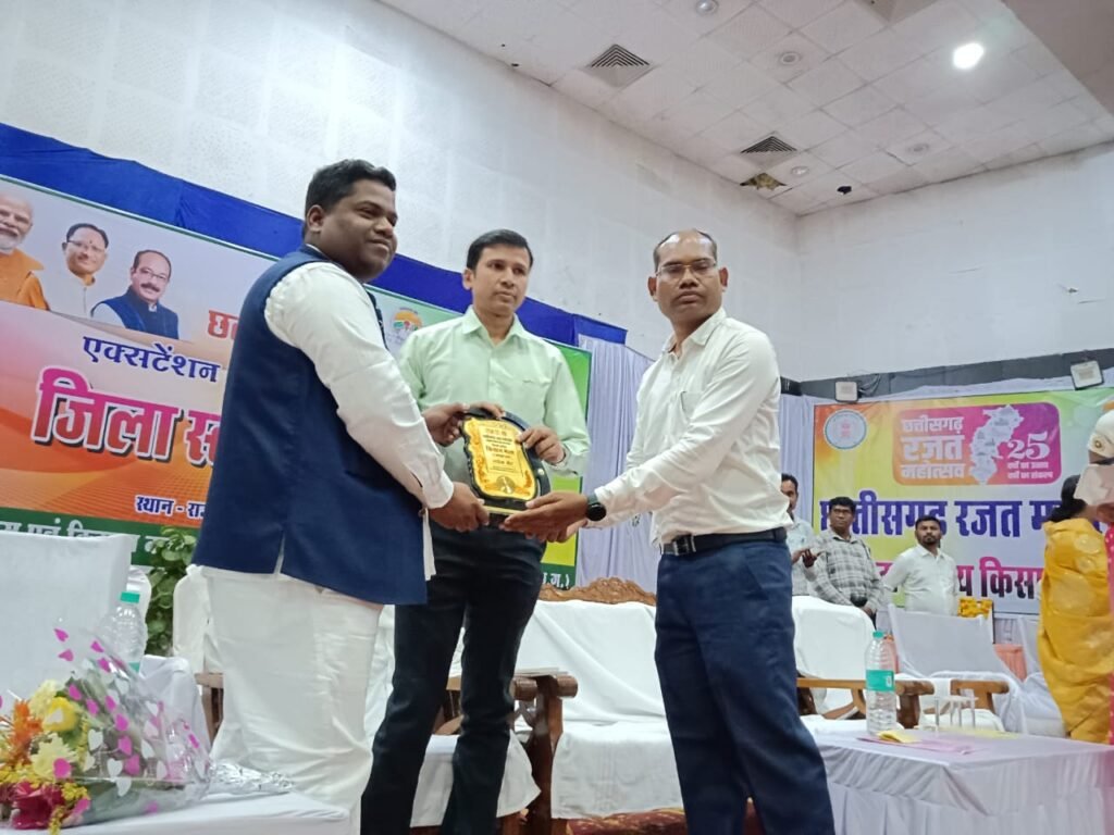 ’रजत जयंती वर्ष पर जिला स्तरीय किसान मेला का हुआ आयोजन’