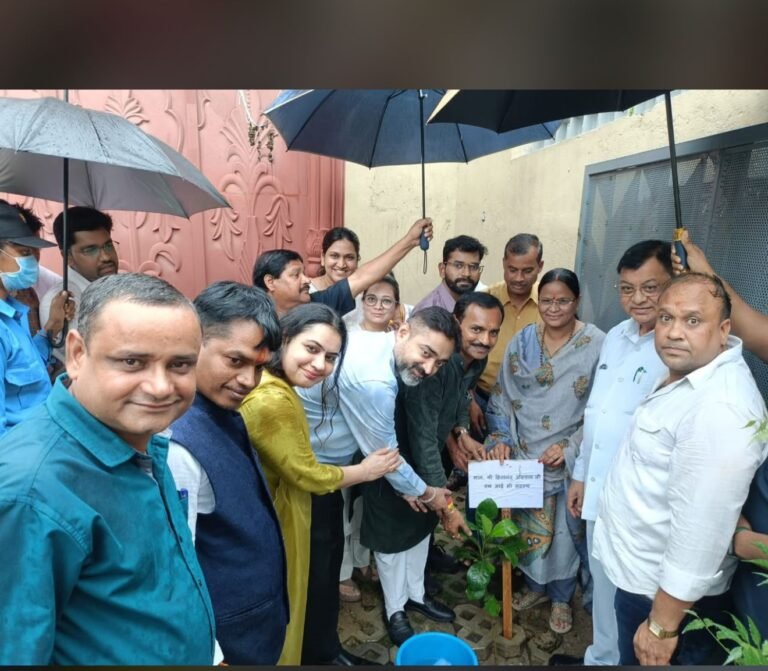 उपचार से आगे बढ़कर मानवता की मिसाल… शिवाय हॉस्पिटल में सेवा, समर्पण और संवेदना के साथ मनाई गई डॉ. श्यामा प्रसाद मुखर्जी की 125वीं जयंती